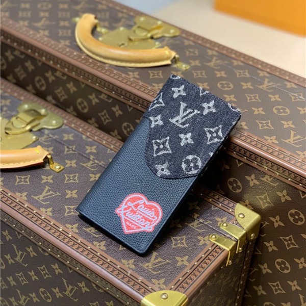 VÍ LOUIS VUITTON brazza wallet