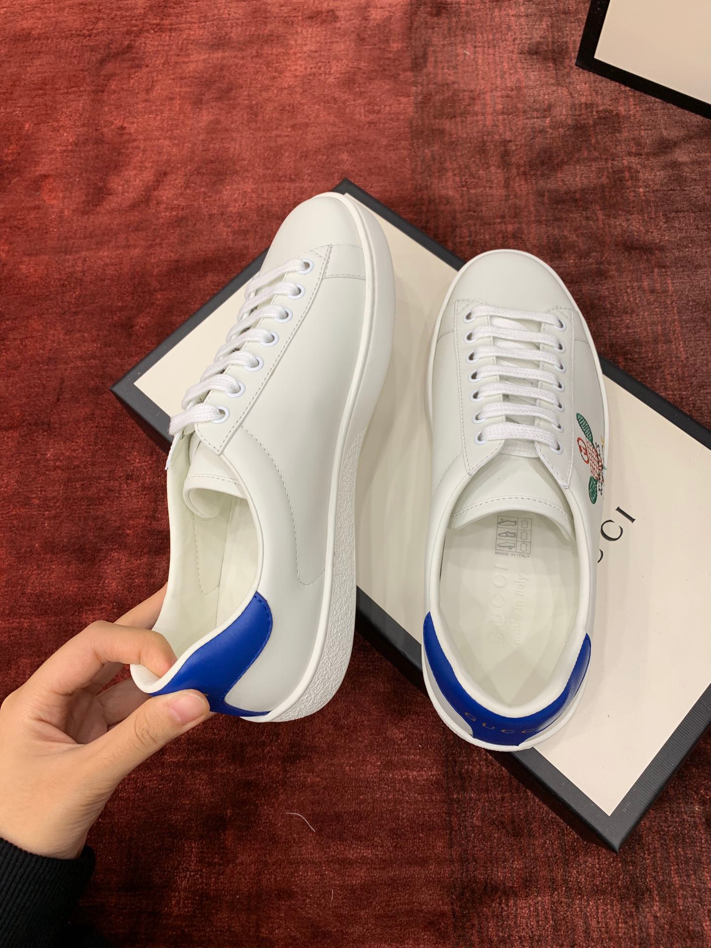 GIÀY GUCCI Leather Ace Sneakers Tennis White