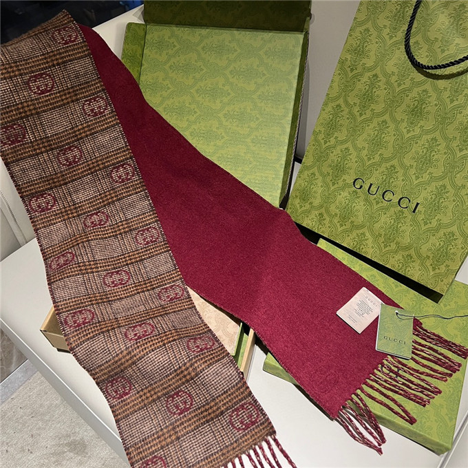 KHĂN Gucci GG Bordeaux scarf