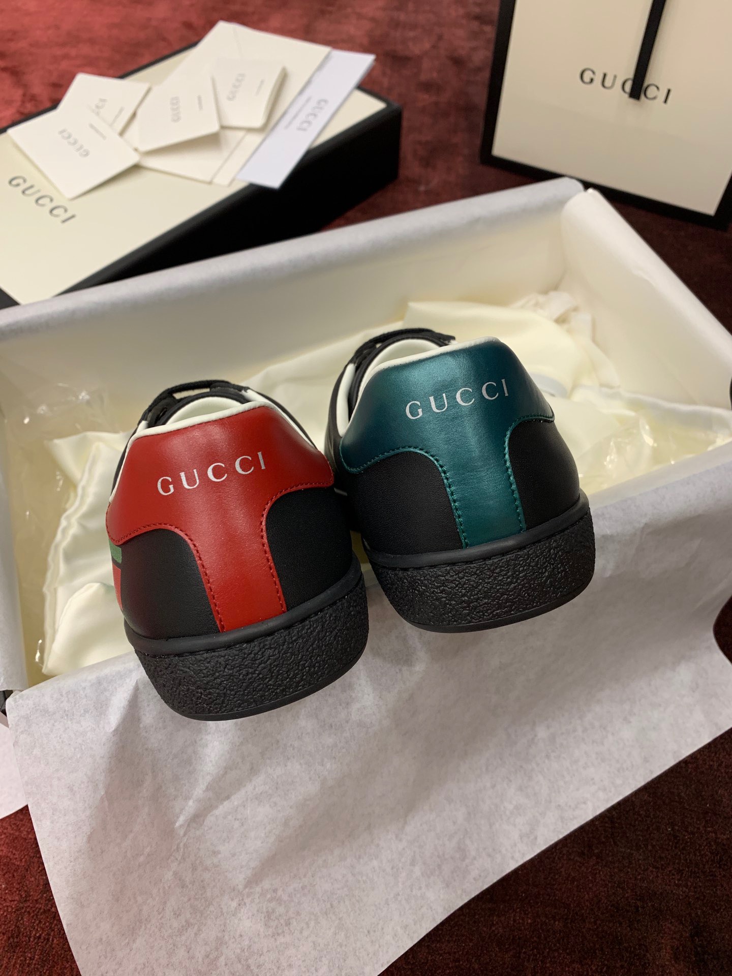 GIÀY GUCCI Leather Ace Sneakers Interlocking GG Black