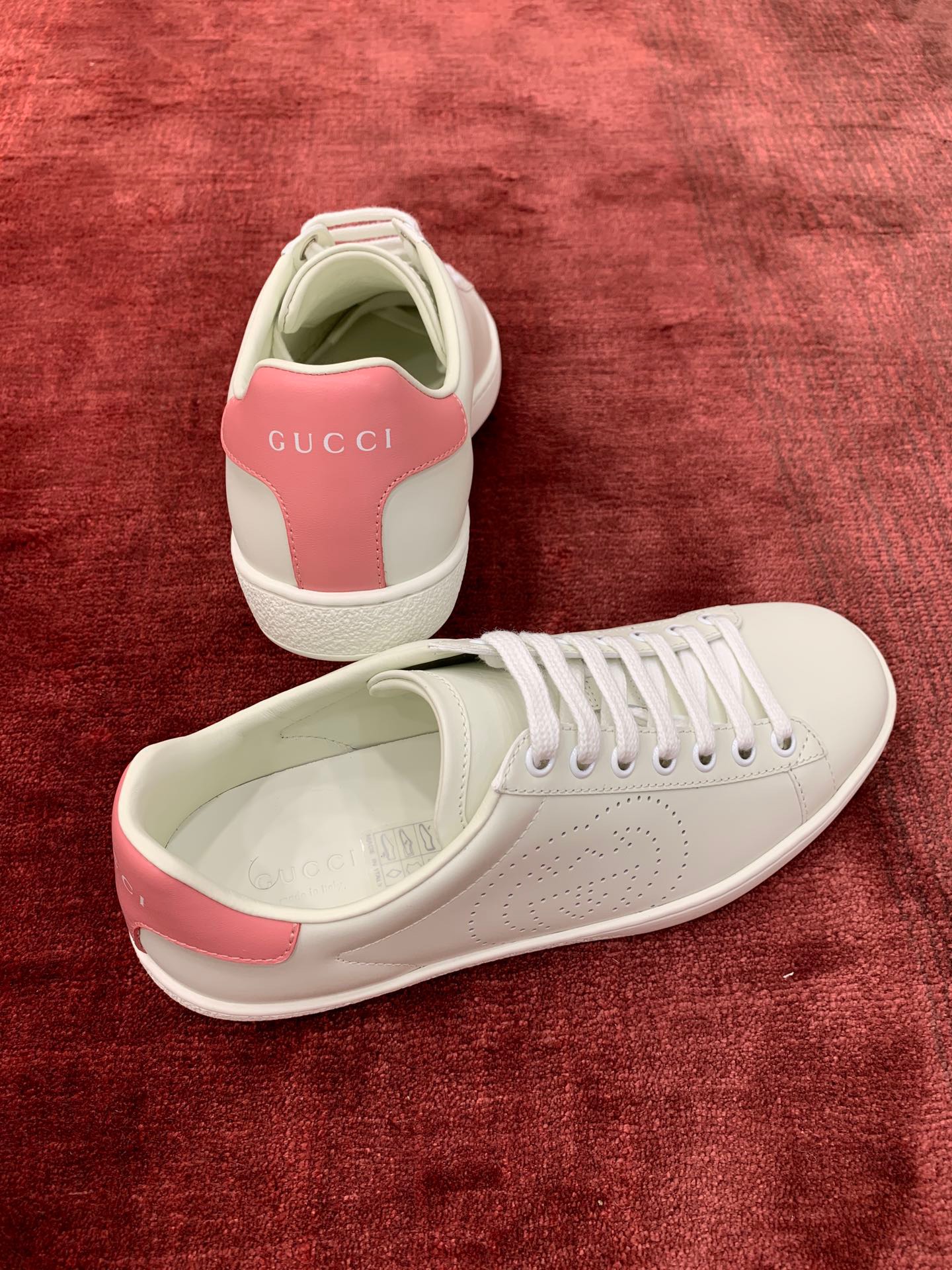 GIÀY GUCCI Leather Ace Sneakers Interlocking GG White