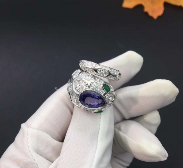 Nhẫn BVLGARI Serpenti Sapphire mắt ngọc lục bảo kim cương vàng trắng 18K