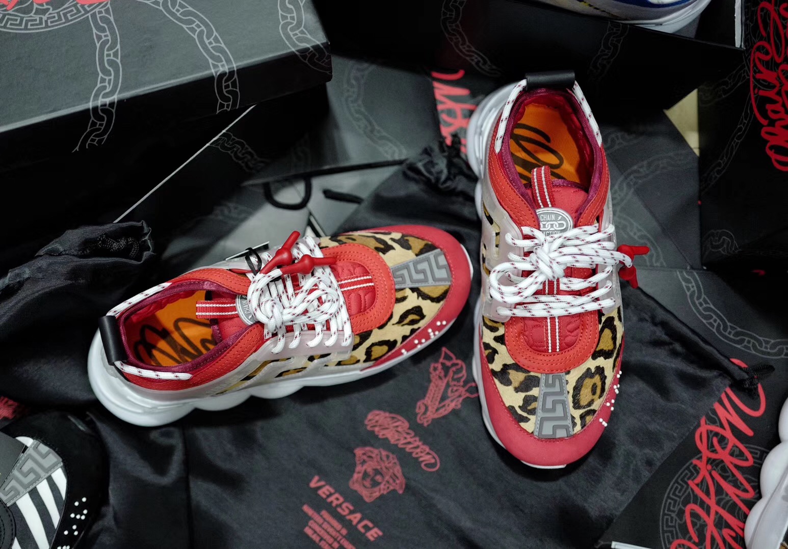 GIÀY Versace Chain Reaction Sneakers