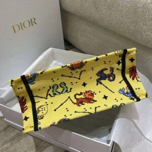 TÚI Dior Women Small Dior Book Tote Latte Multicolor Dior Jardin D’Hiver Embroidery