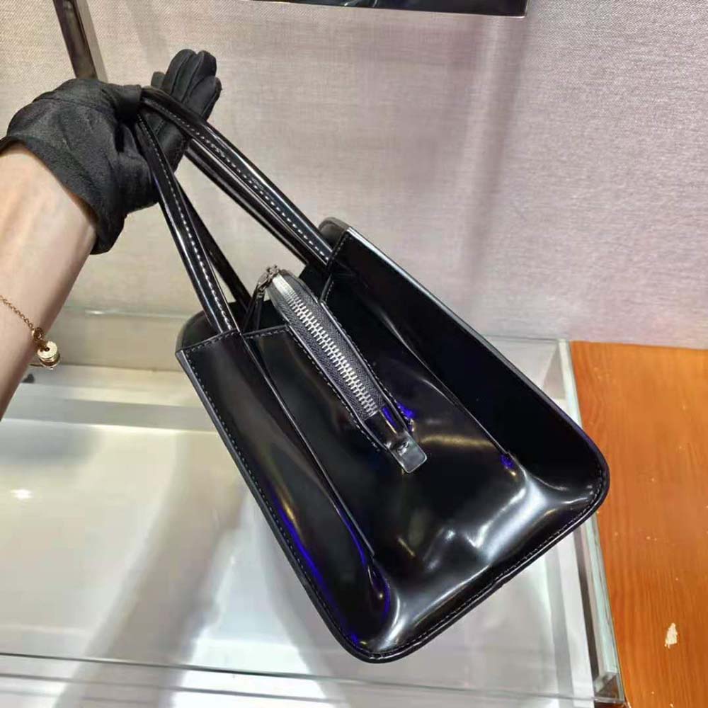 TÚI Prada Women Brushed Leather Handbag-Black