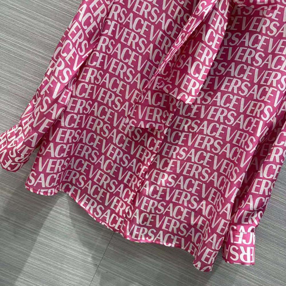 ÁO Versace Allover Logo-Pink