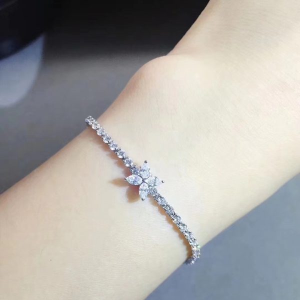 Vòng tay Tiffany & Co Victoria Paltinum Kim cương