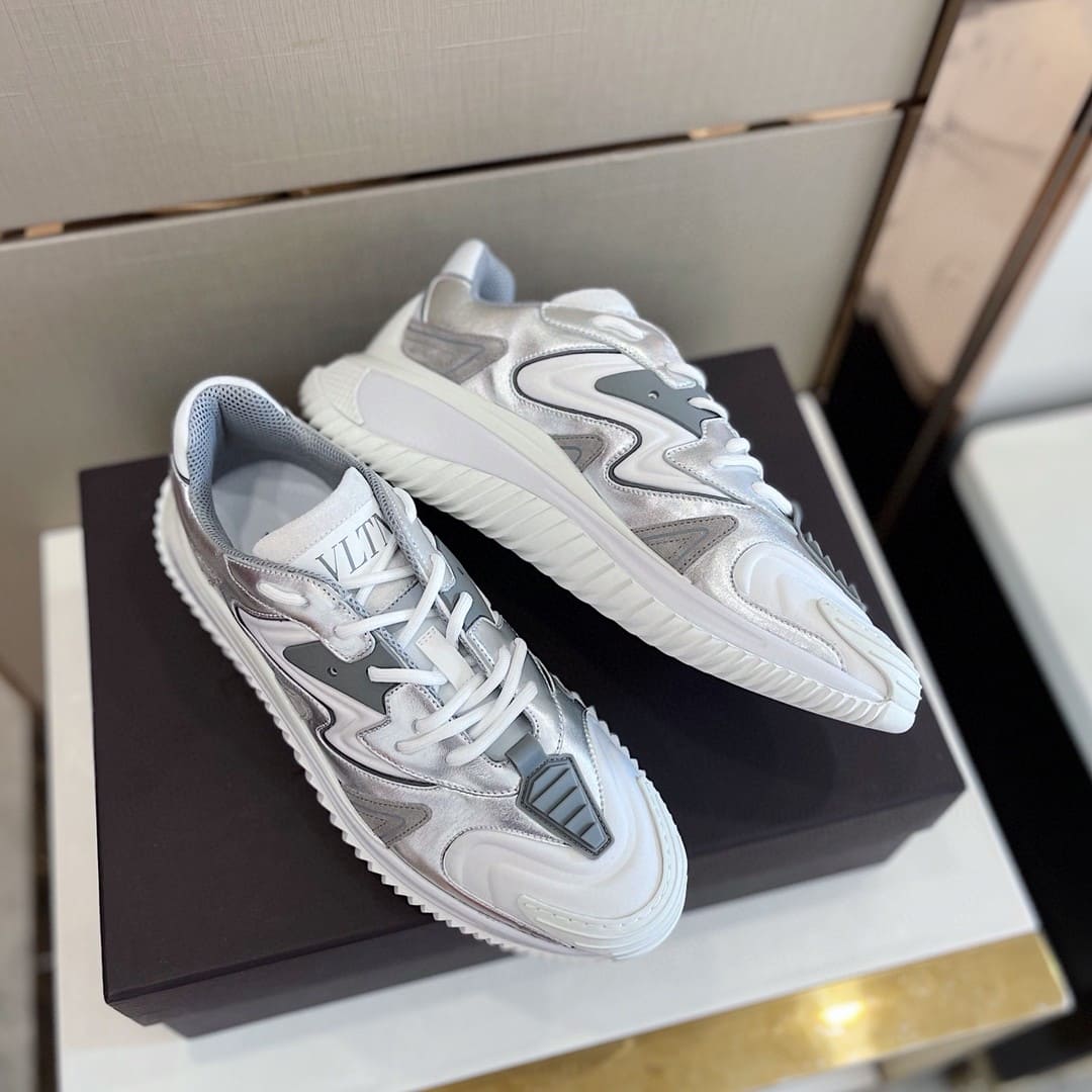 GIÀY VALENTINO GARAVANI VLTN SNEAKERS SHOES AAA