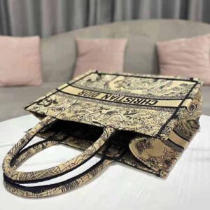 TÚI Dior Women Medium Dior Book Tote Brown Toile de Jouy Embroidery