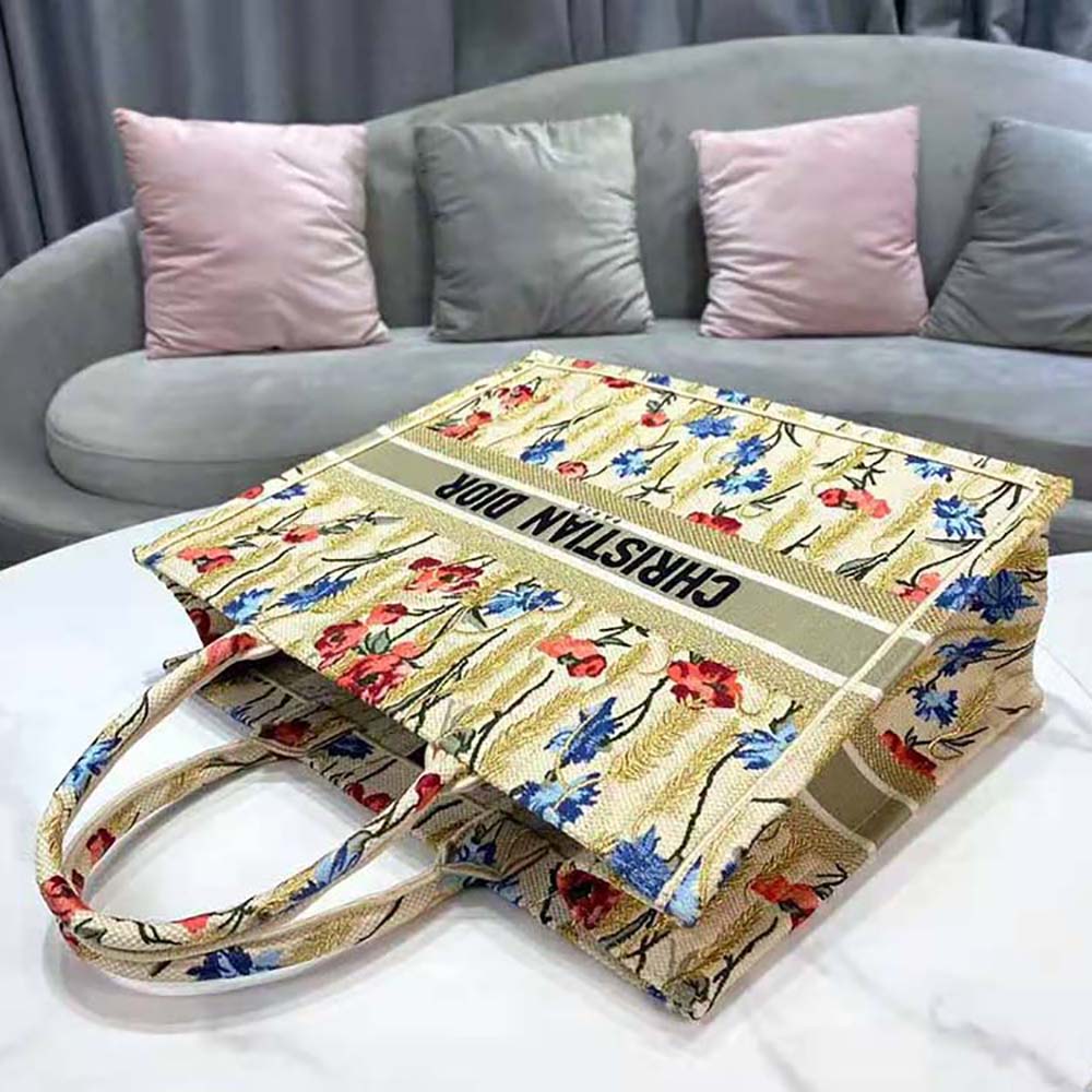 TÚI Dior Women Dior Book Tote Beige Dior Hibiscus Embroidery