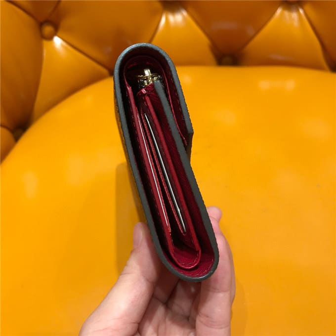 VÍ LOUIS VUITTON Victorine Leather wallet