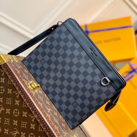TÚI LOUIS VUITTON DAMIER GRAPHITE POUCH