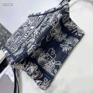 TÚI Dior Women Mini Dior Book Tote Phone Bag Blue Toile de Jouy Reverse Embroidery