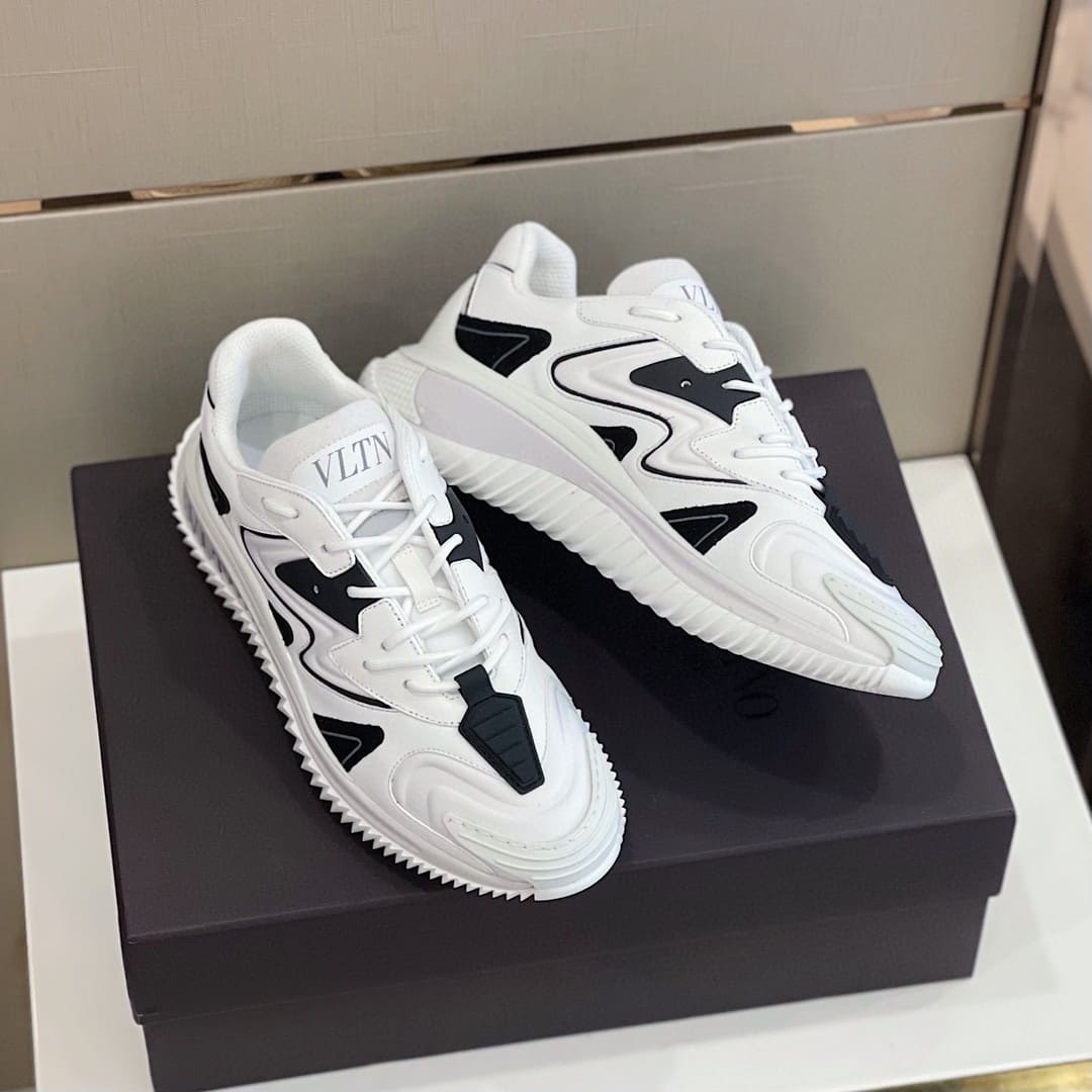 GIÀY VALENTINO GARAVANI VLTN SNEAKERS SHOES AAA