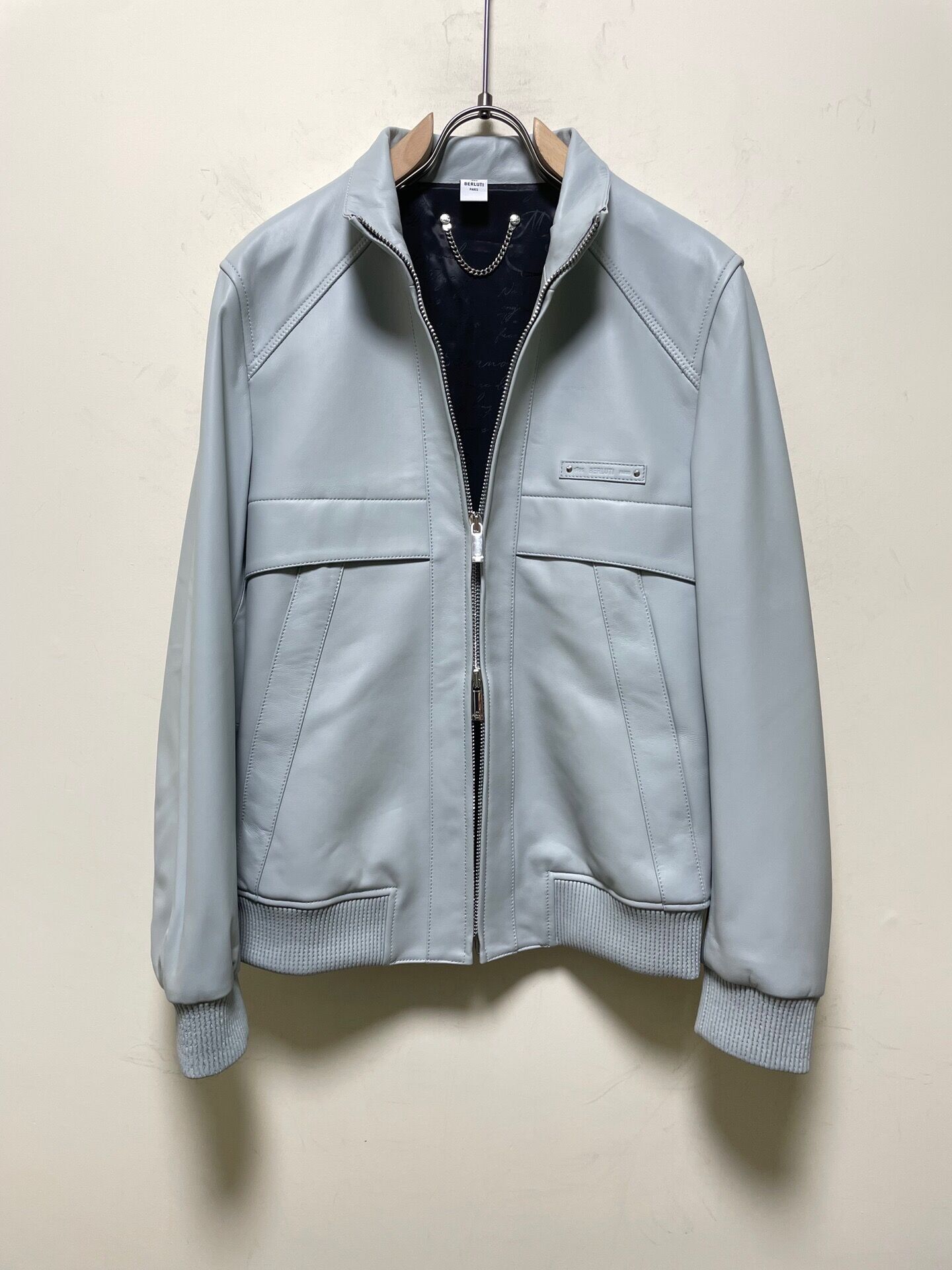 ÁO BERLUTI LEATHER JACKET CEMENT