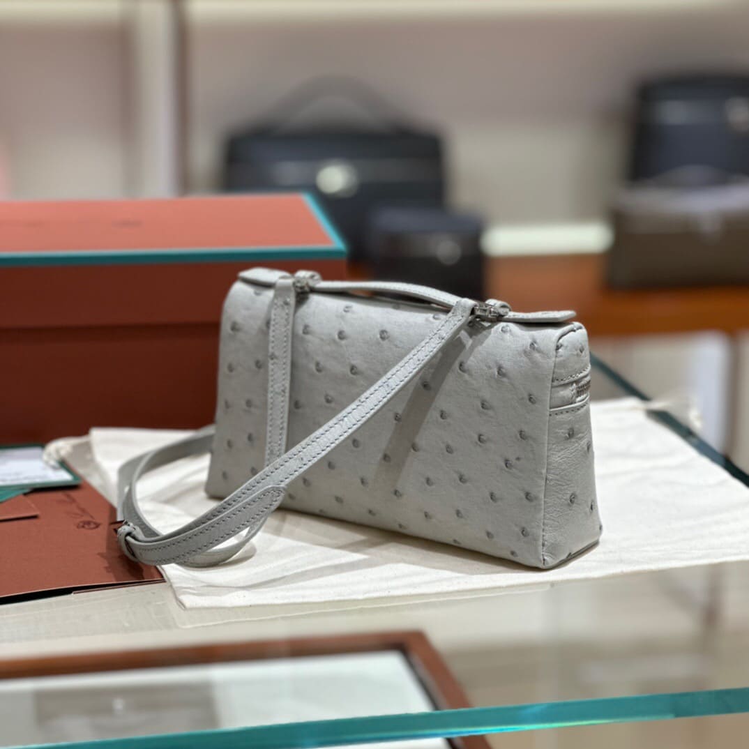 TÚI Loro Piana Women Extra Pocket L27 in Ostrich Leather Elephant da đà điểu(Gía Liên Hệ)