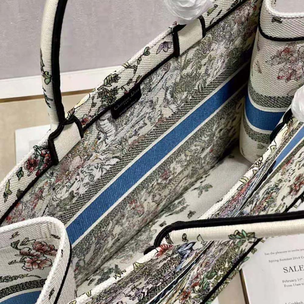 TÚI Dior Women Large Dior Book Tote Latte Multicolor D-Constellation Embroidery