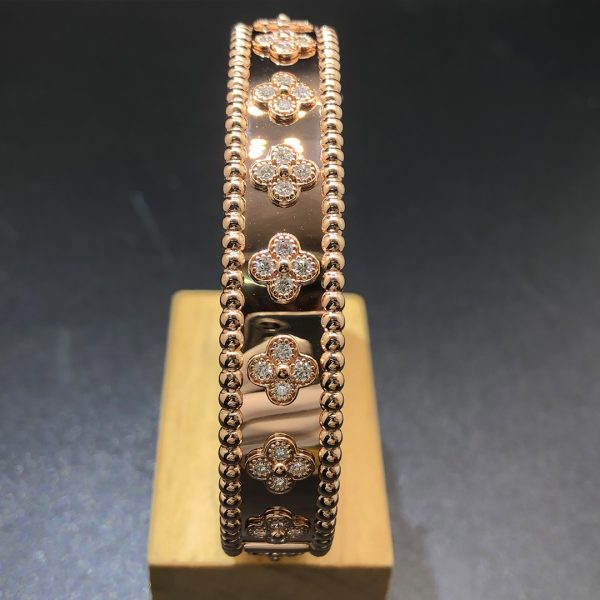Vòng tay Van Cleef & Arpels Perlee Clovers Kim cương vàng hồng 18K