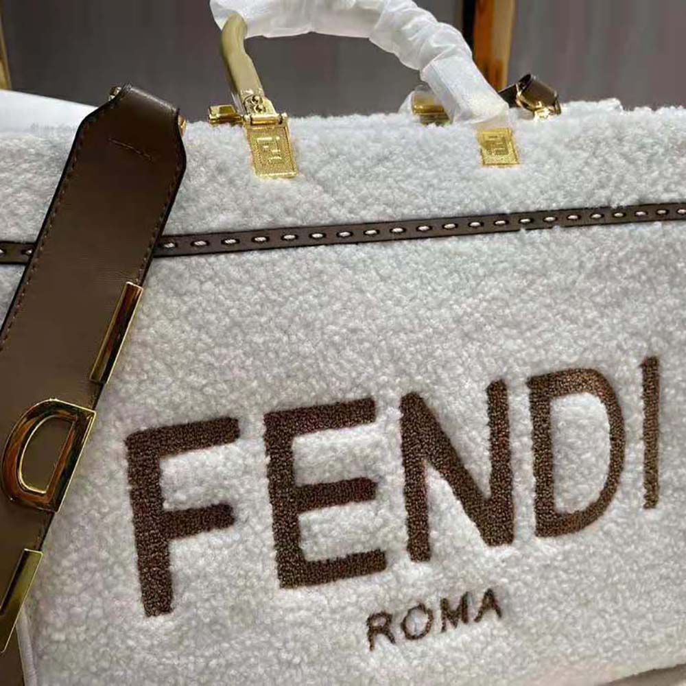 TÚI Fendi Sunshine Medium White Sheepskin Shopper