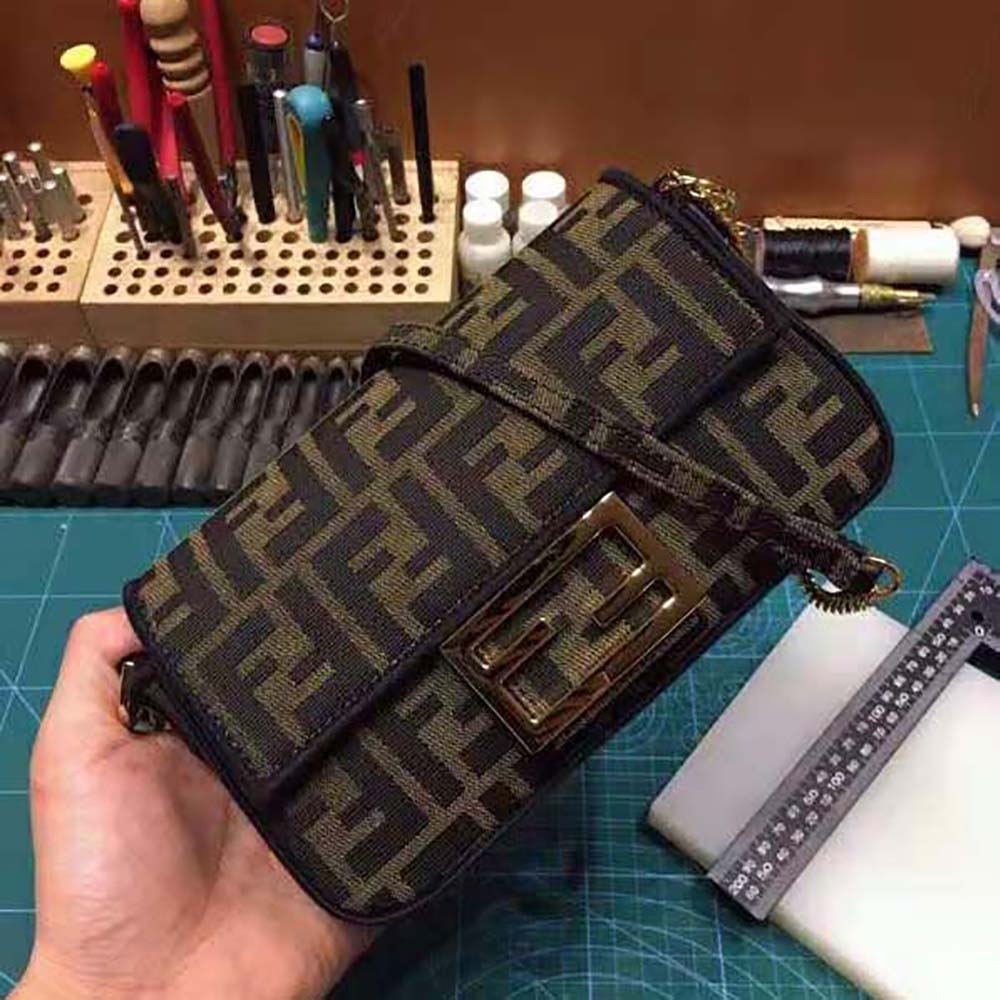 TÚI Fendi Mini Baguette Brown Fabric Bag