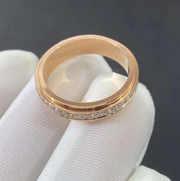 NHẪN PIAGET POSSESSION WEDDING DIAMOND RING ROSE GOLD 18K