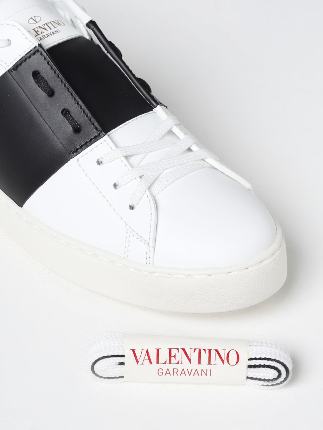 GIÀY VALENTINO GARAVANI White sneakers