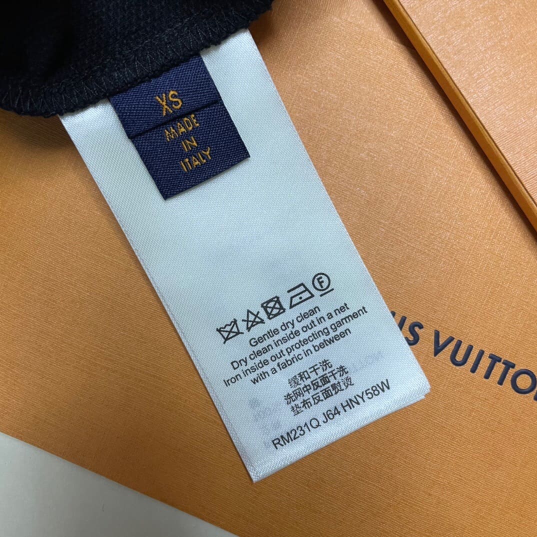 ÁO LOUIS VUITTON POLO SHIRT MÀU ĐEN UNISEX