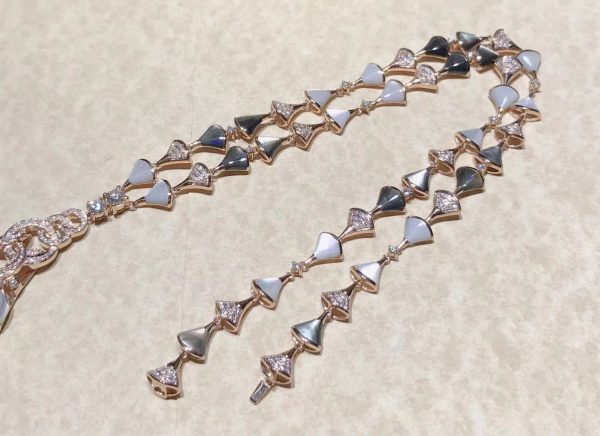 Vòng cổ BVLGARI Divas Dream Xà cừ và Kim cương vàng hồng 18K