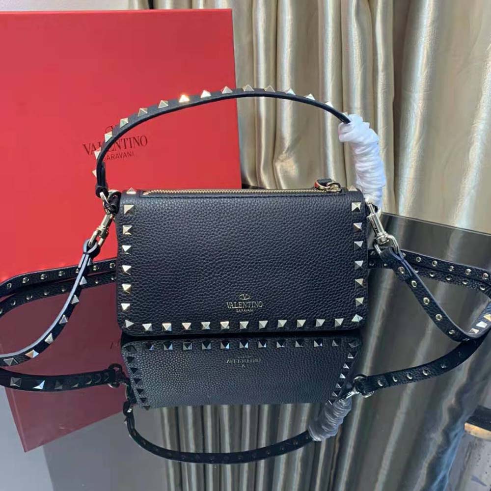 TÚI Valentino Rockstud Alcove Grainy Calfskin Handbag-White