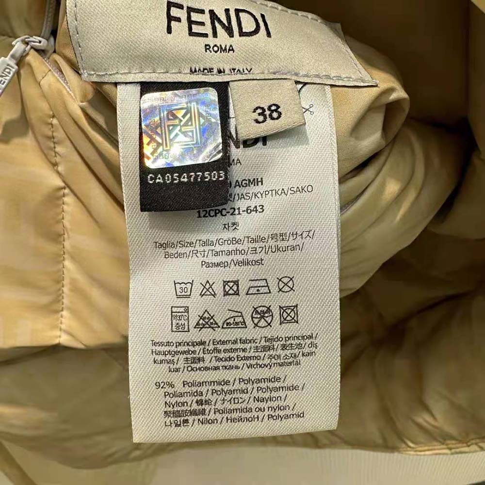ÁO Fendi Women Ski Jacket in White Nylon