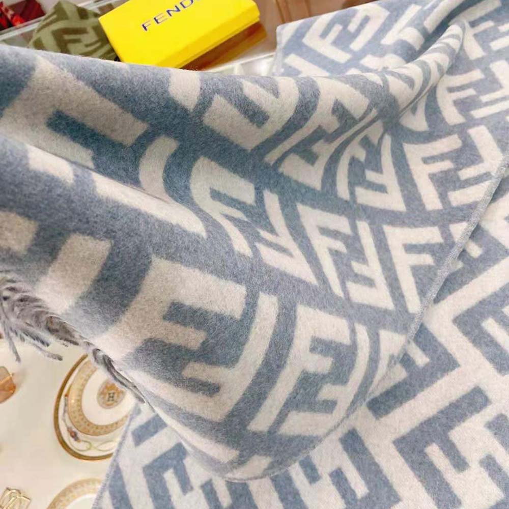 KHĂN Fendi FF Scarf Light Blue Cashmere Scarf