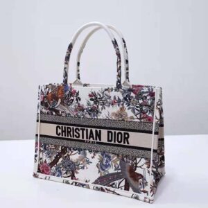 TÚI Dior Women Medium Dior Book Tote Ecru Multicolor Dior Jardin D’Hiver Embroidery
