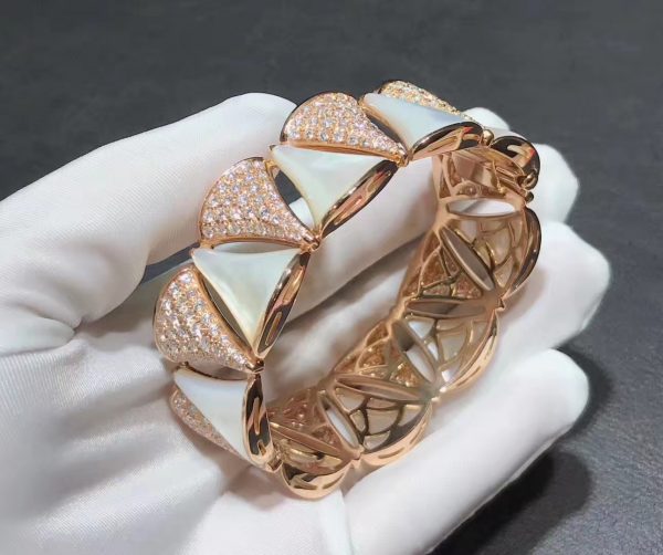 Vòng tay BVLGARI Divas Dream Rose Gold Diamond M.O.P vàng hồng 18K