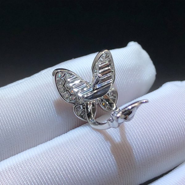 Bông tai Van Cleef & Arpels 2 Butterflies kim cương vàng trắng 18K