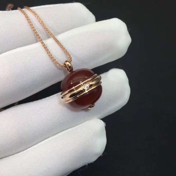 DÂY CHUYỀN PIAGET POSSESSION PENDANT RED CHALCEDONY ROSE GOLD 18K