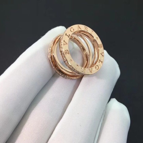 NHẪN BVLGARI FOUR RING WITH PAVE' DIAMOND ROSE GOLD 18K