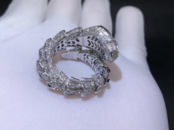 Nhẫn BVLGARI Serpenti Viper Kim cương Mắt ngọc lục bảo vàng trắng 18K