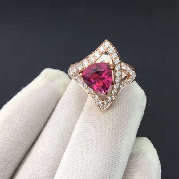 NHẪN BVLGARI DIVAS TOURMALINE DIAMOND RING ROSE GOLD 18K
