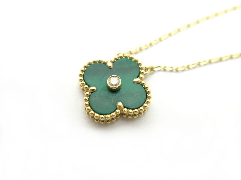 Van Cleef & Arples style ALHAMBRA VINTAGE yellow gold 18K jadeit and moissanite diamonds