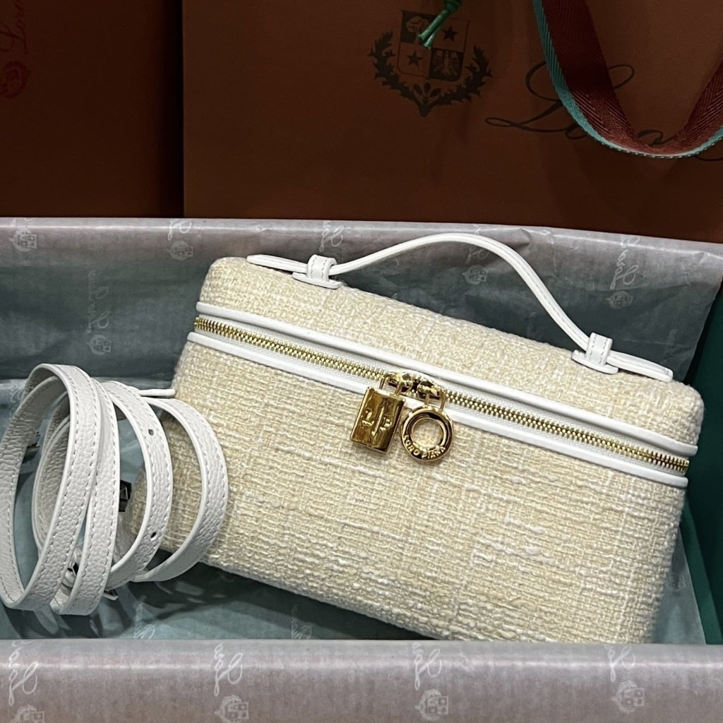 TÚI Loro Piana Women Extra bằng da bê kết hợp vải lanh