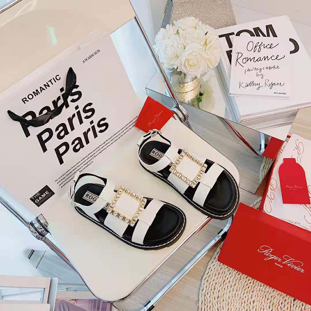 DÉP SANDAL Roger Vivier Viv’ Rangers Strass Buckle Sandals in Leather-White