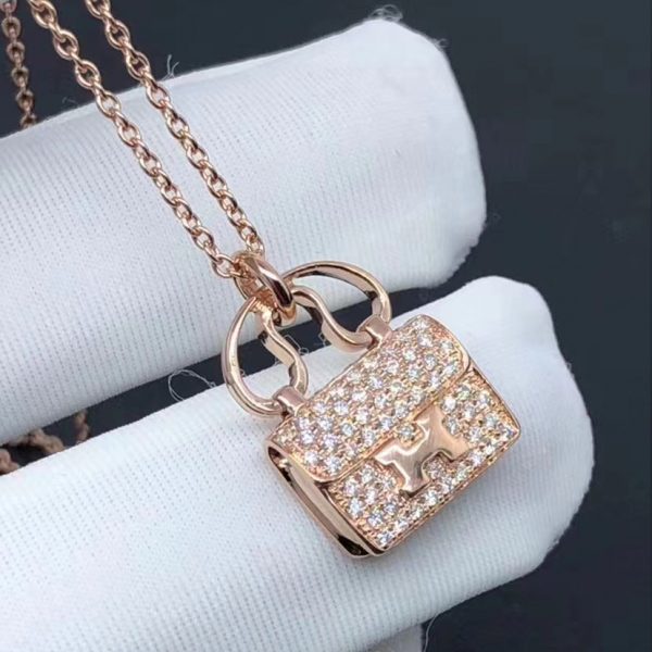 Vòng cổ Hermes Constance Amulette vàng hồng 18K