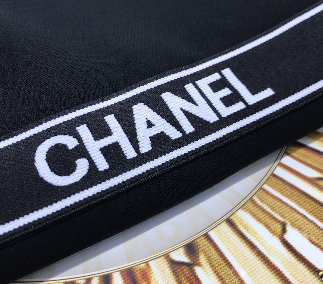 VÁY CHANEL Women Velvet Mini Dress-Black