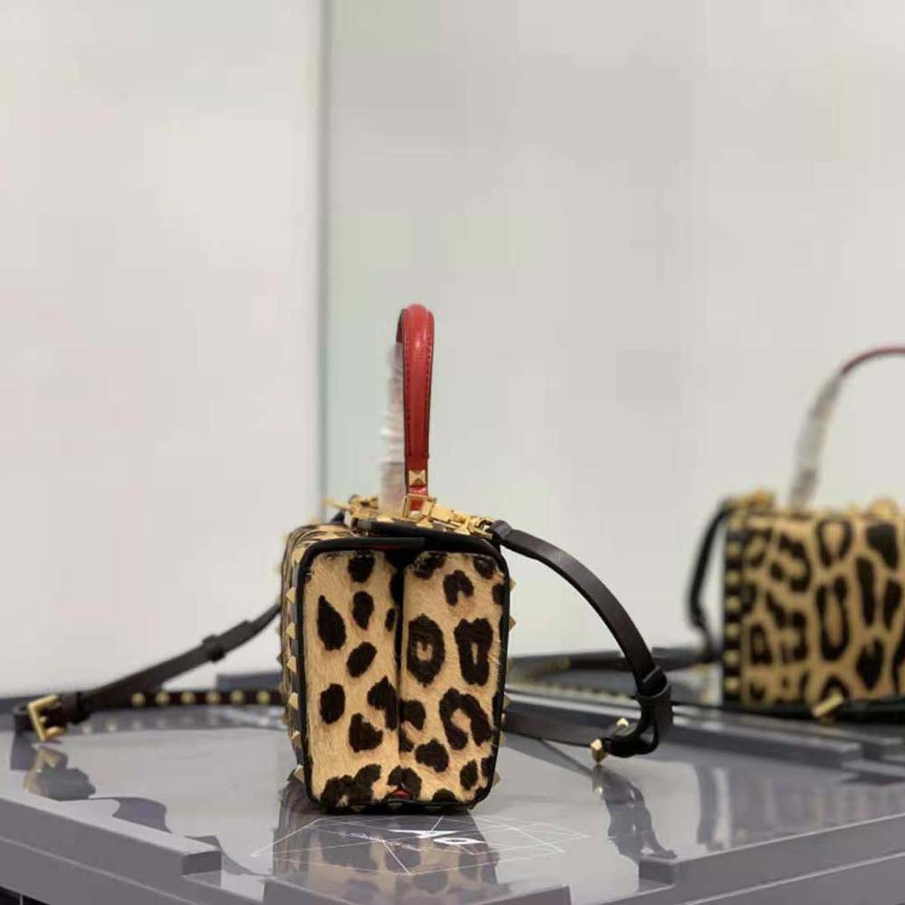 TÚI Valentino Rockstud Alcove Calf Hair Box Bag with Leopard Print