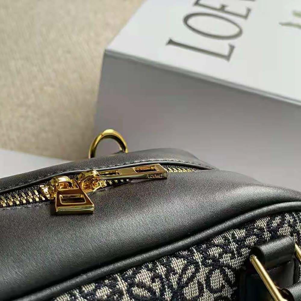 TÚI LOEWE Amazona 19 Square Bag bằng vải Jacquard và da bê đen