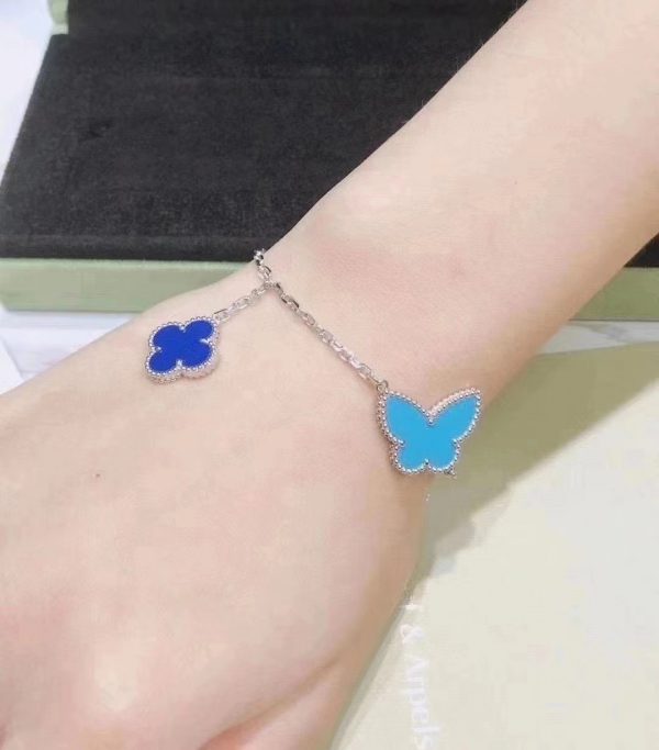 Vòng tay Van Cleef & Arpels Lapis xà cừ ngọc lam 4 Motifs vàng trắng 18K