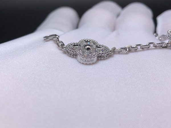 Vòng cổ Van Cleef & Arpels Vintage Alhambra 10 Motif vàng trắng 18K