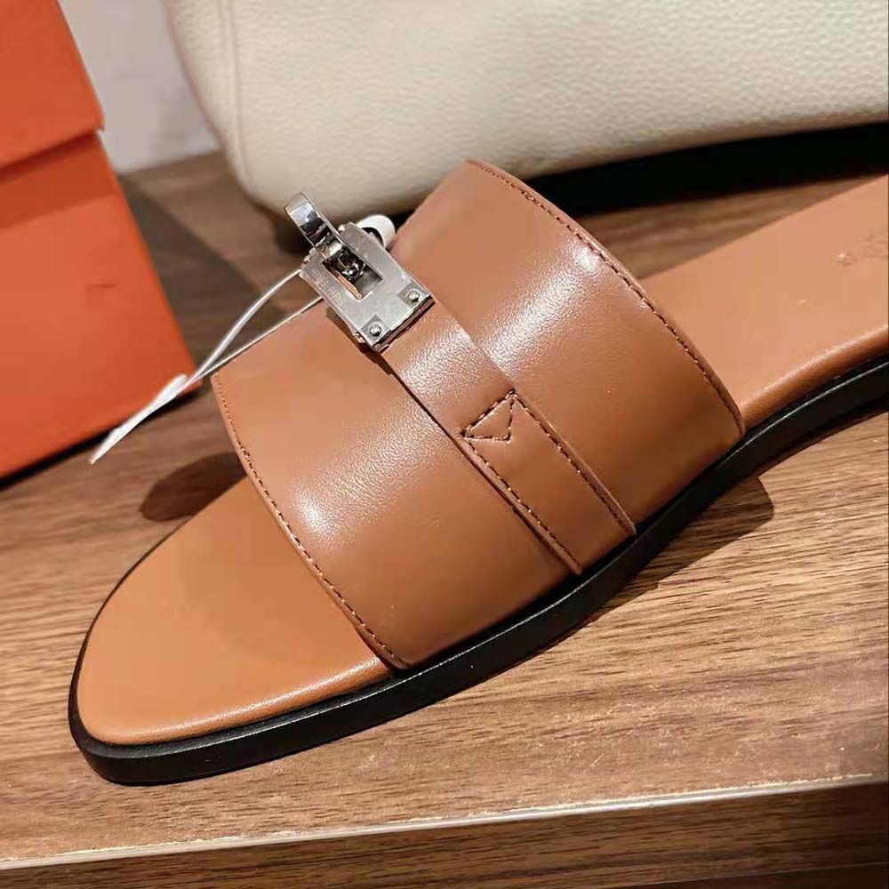 DÉP Hermes Giulia Sandal in Calfskin with Iconic Palladium-Plated Kelly Buckle-Brown