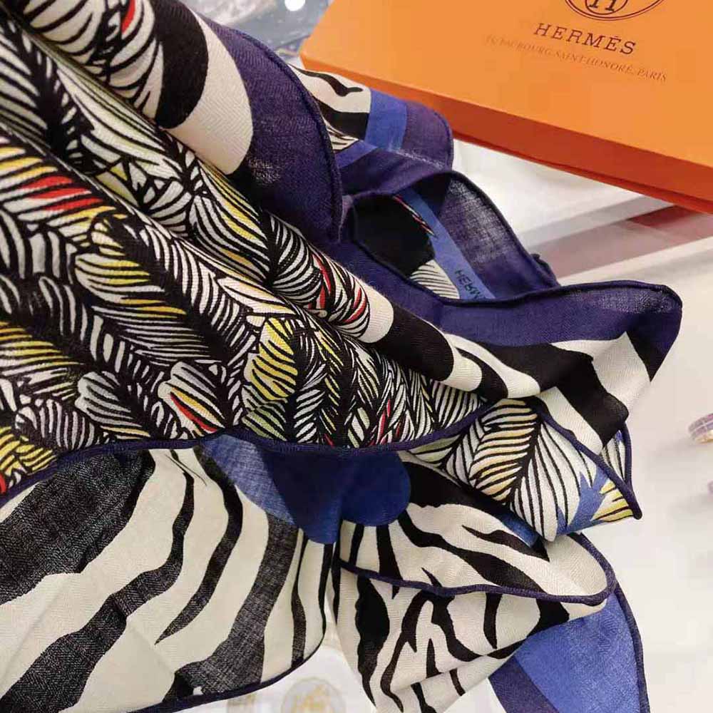 KHĂN Hermes Women Zebra Pegasus Giant Triangle-Blue