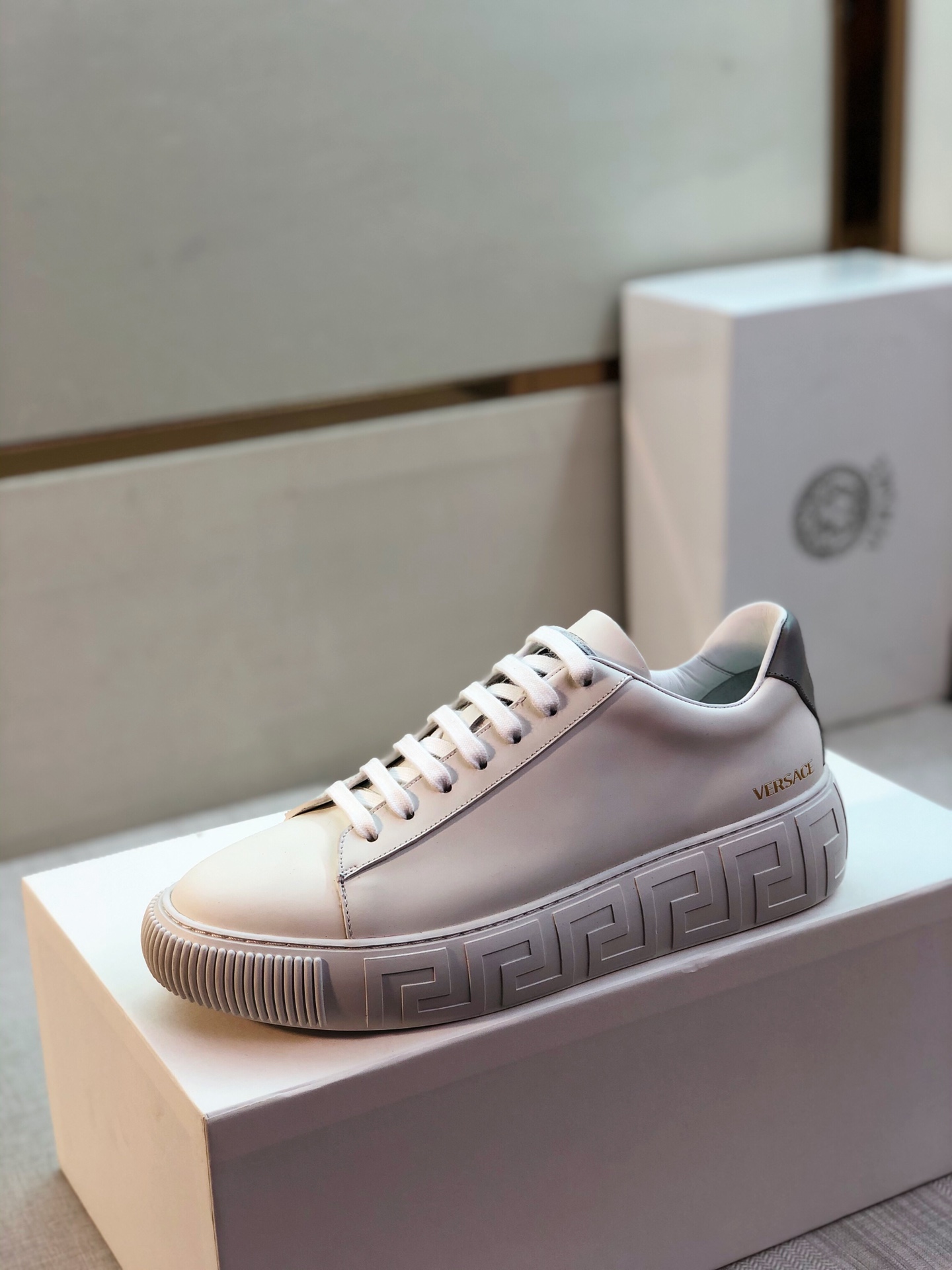 GIÀY VERSACE GRECA SNEAKERS